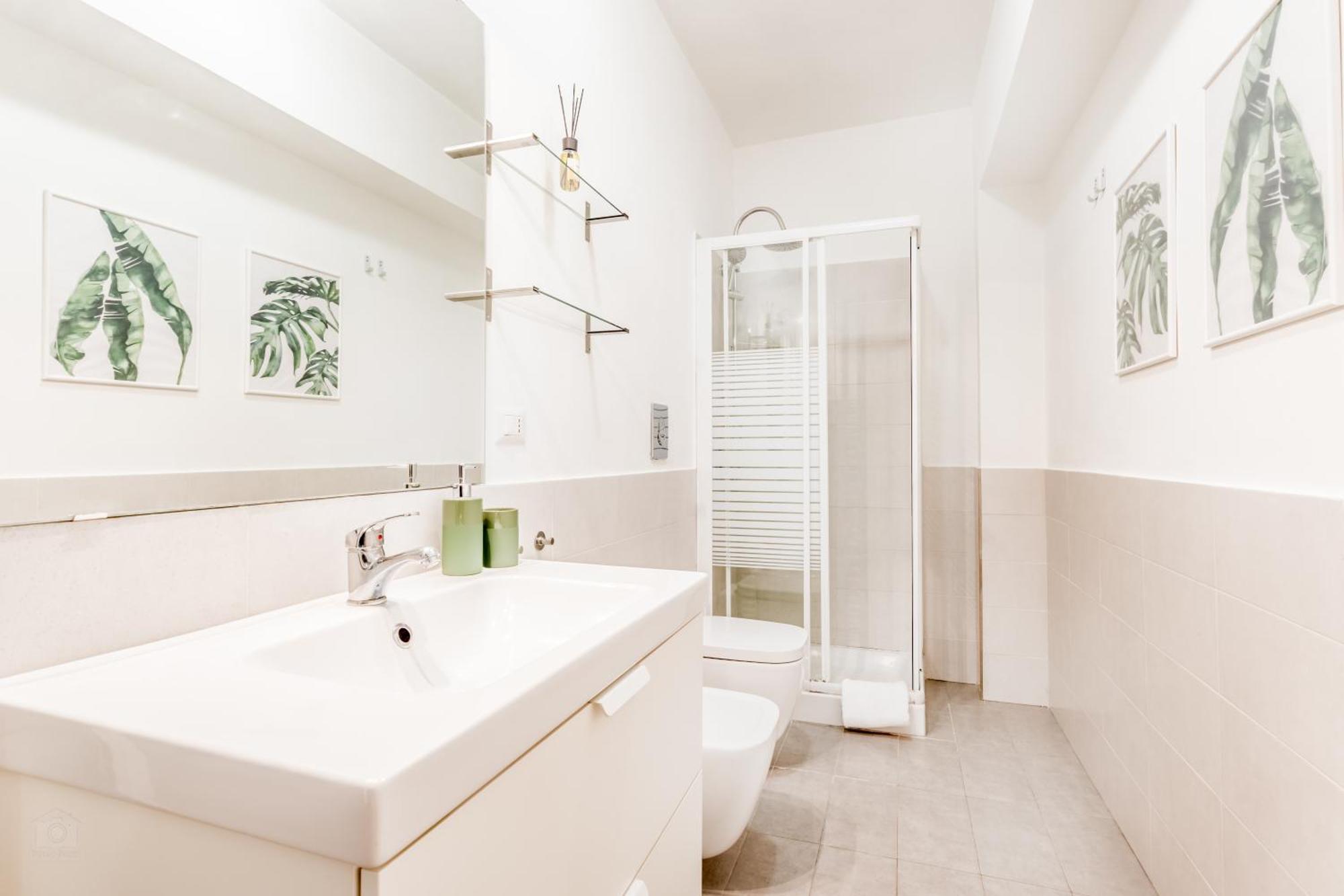 True Colors Vatican Apartment *